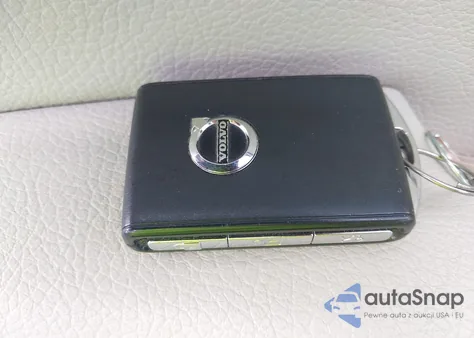 2016 Volvo Xc90 T6 Momentum from USA, damaged, VIN YV4A22PK6G1043213